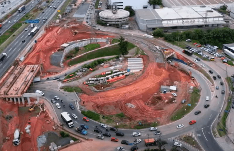 Intervenção da CCR ViaOeste no Trevo do Alphaville